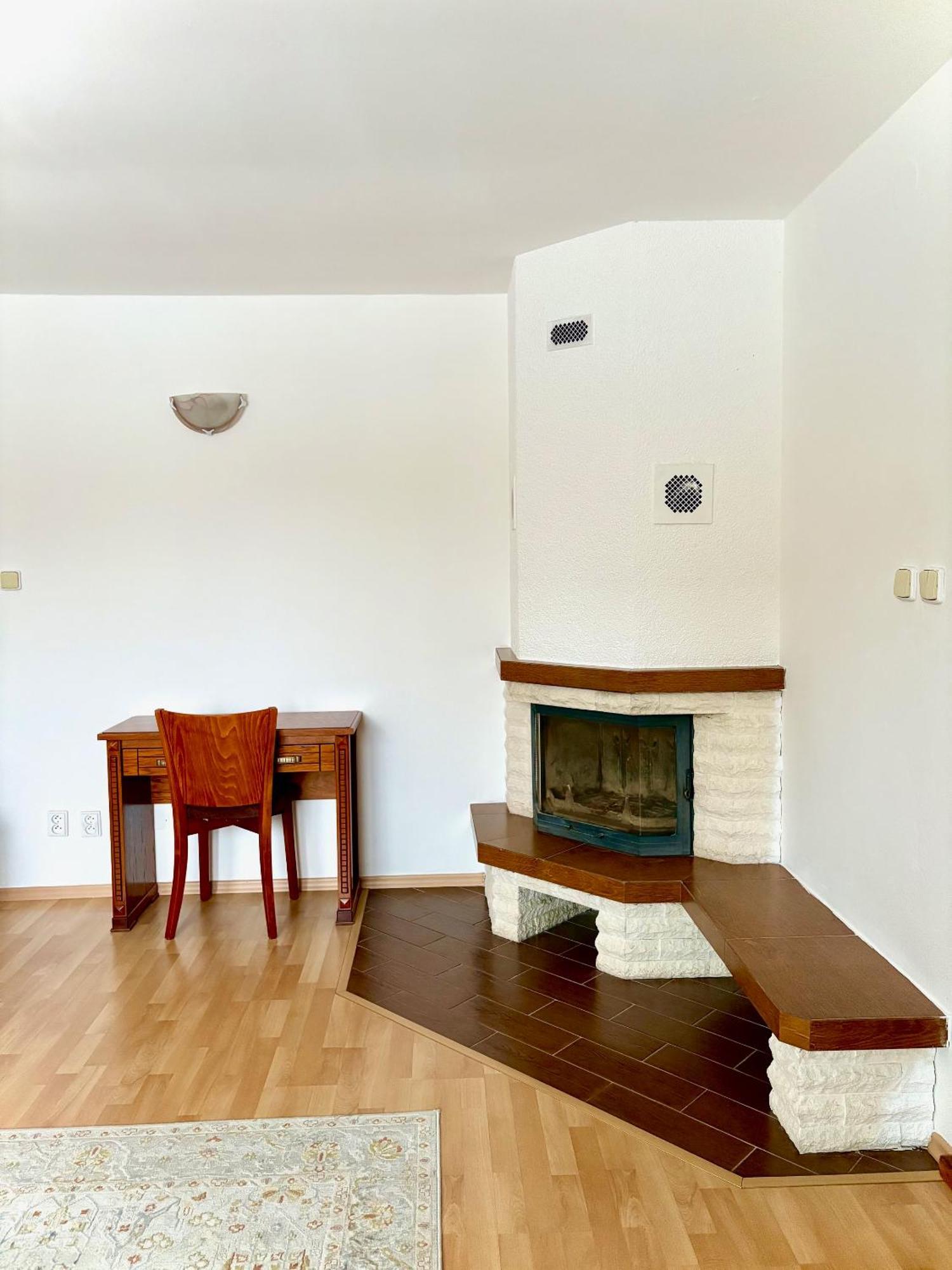 Vila U Urbana Havirov Ngoại thất bức ảnh